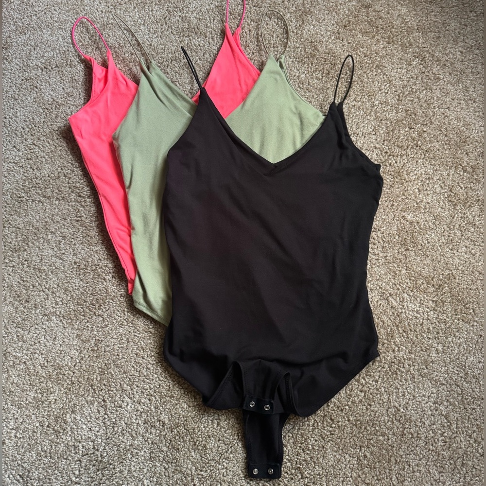 Bodysuit • 3 pair